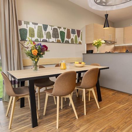 Center Parcs Les Trois Forets 阿蒂尼 外观 照片
