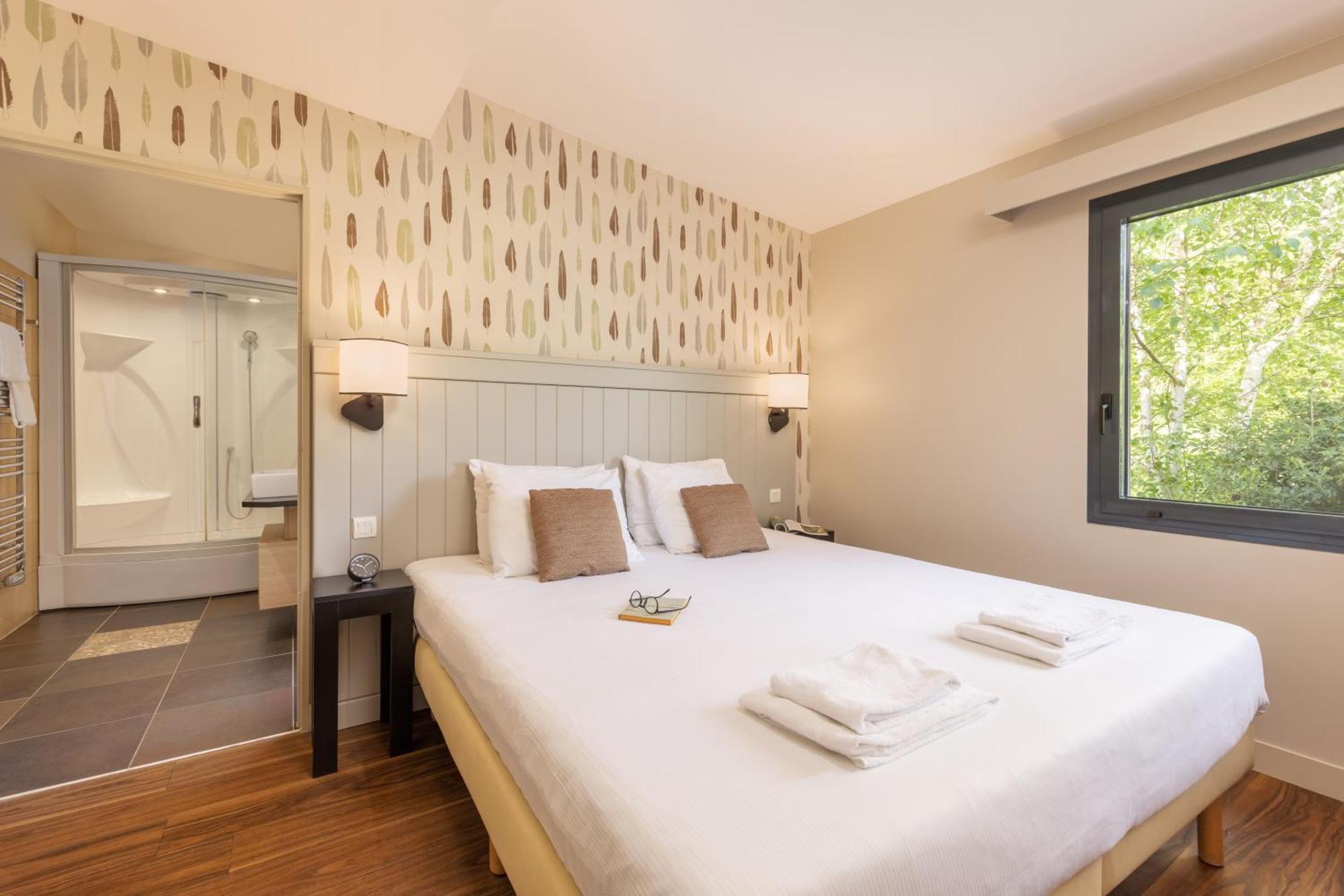Center Parcs Les Trois Forets 阿蒂尼 外观 照片