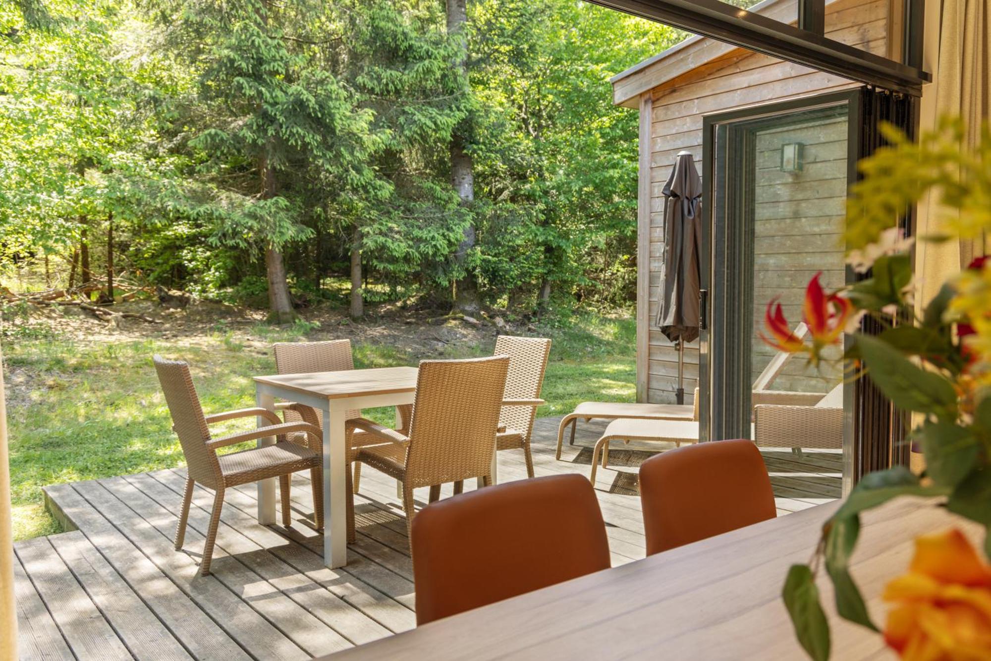 Center Parcs Les Trois Forets 阿蒂尼 外观 照片
