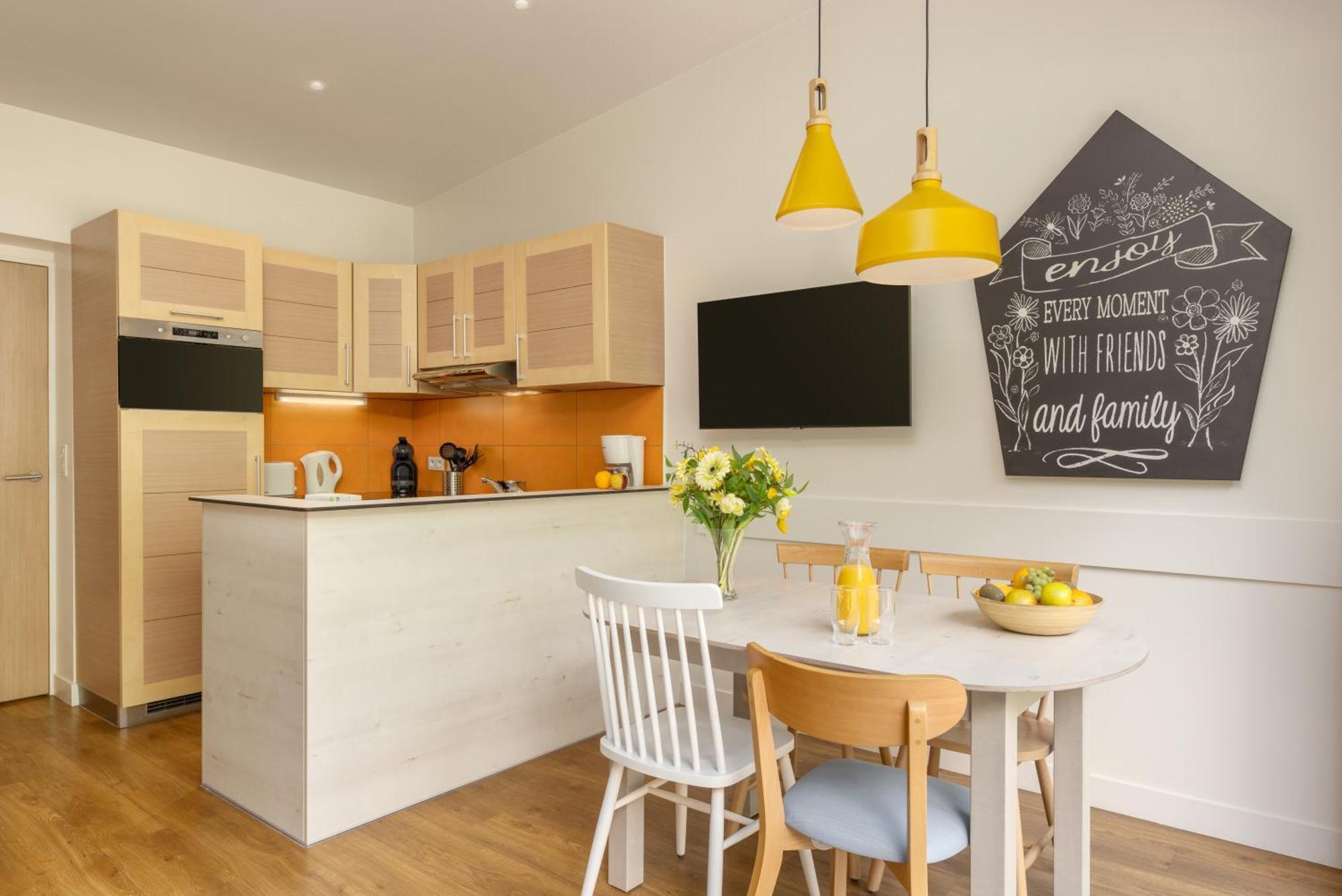Center Parcs Les Trois Forets 阿蒂尼 外观 照片