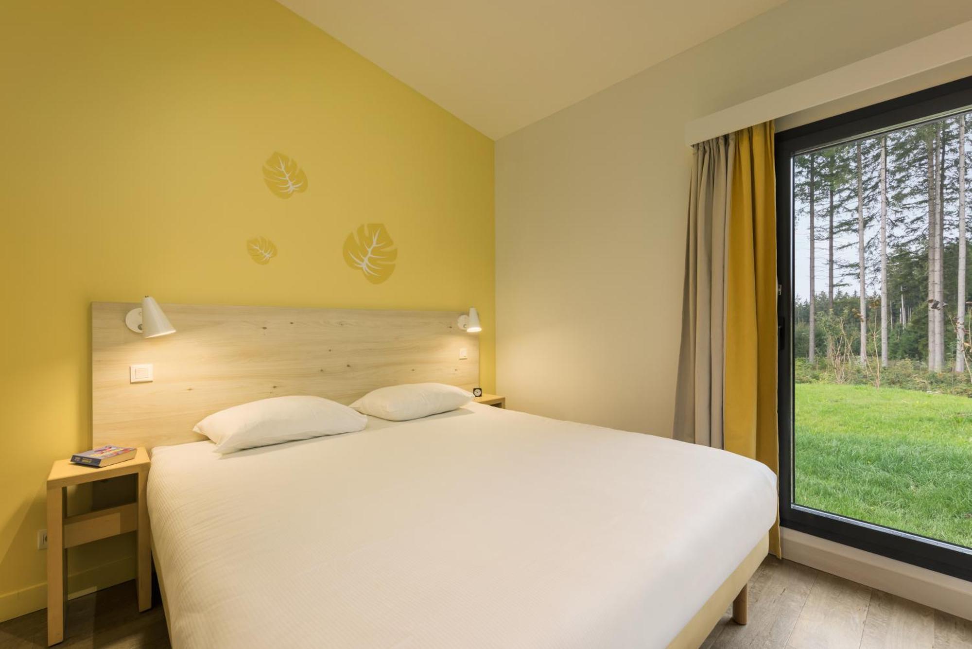 Center Parcs Les Trois Forets 阿蒂尼 外观 照片